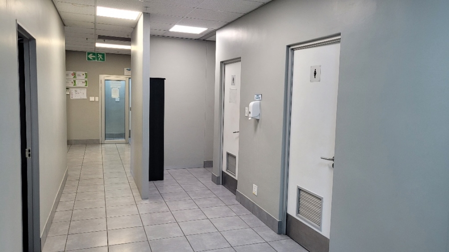 To Let commercial Property for Rent in Montague Gardens Western Cape